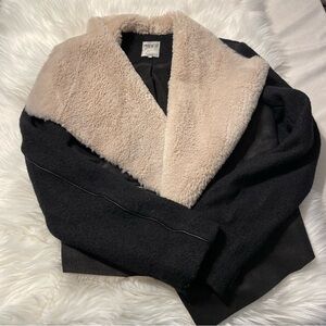 Zara Black and Cream Teddy Jacket with Plush Collar Size Small GUC